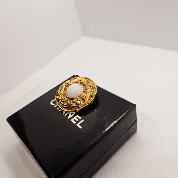 Chanel Pin Brooch - Picture 6 of 12